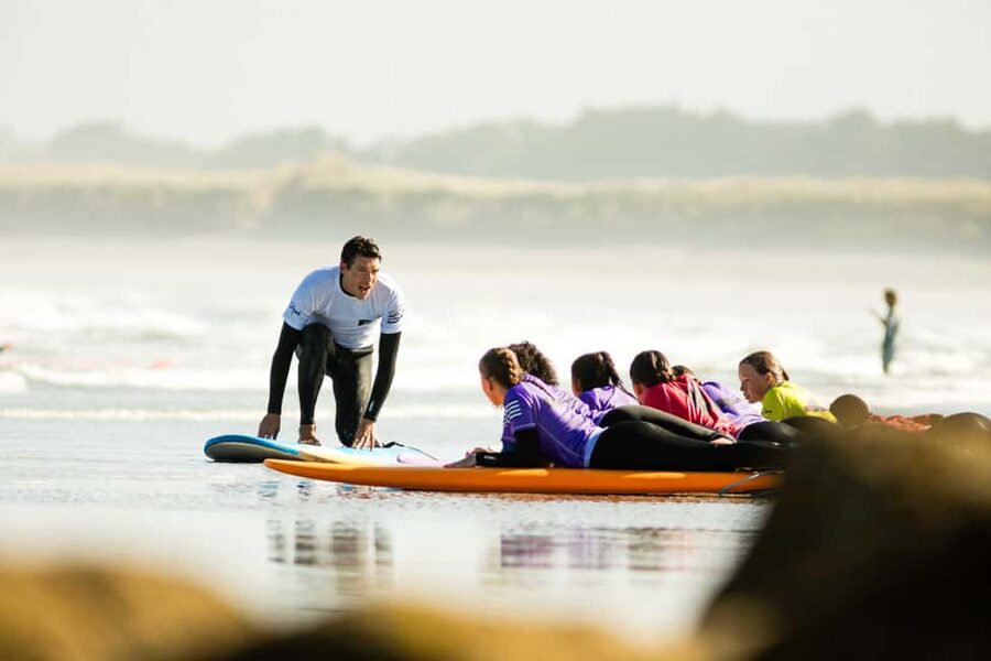 Surf lessons on the mythical site of La Torche - Why La Torche is the right place for a first lesson