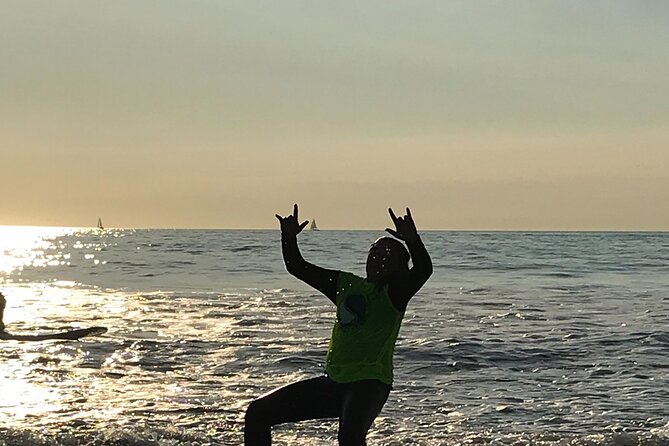 Surfing Experience and Lessons - Learning to paddle, balance, and stand