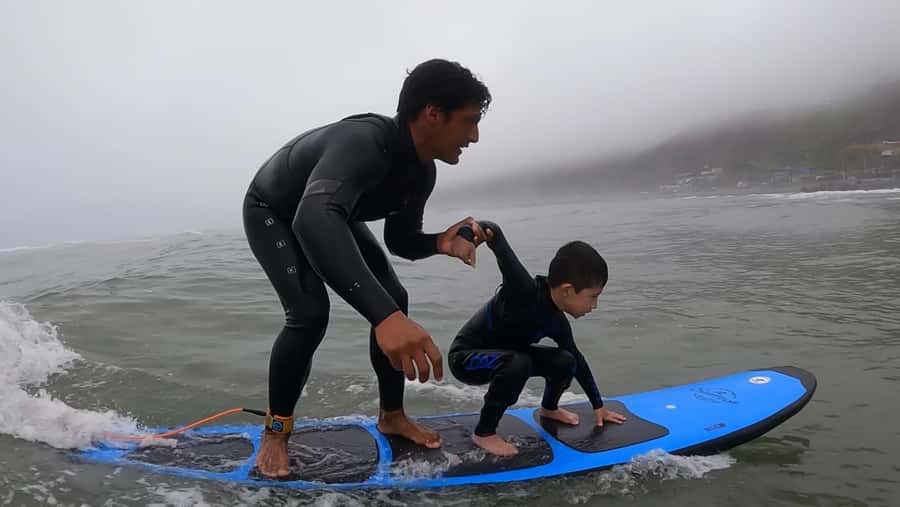 Surfing experience in Lima - What to bring and what to leave behind