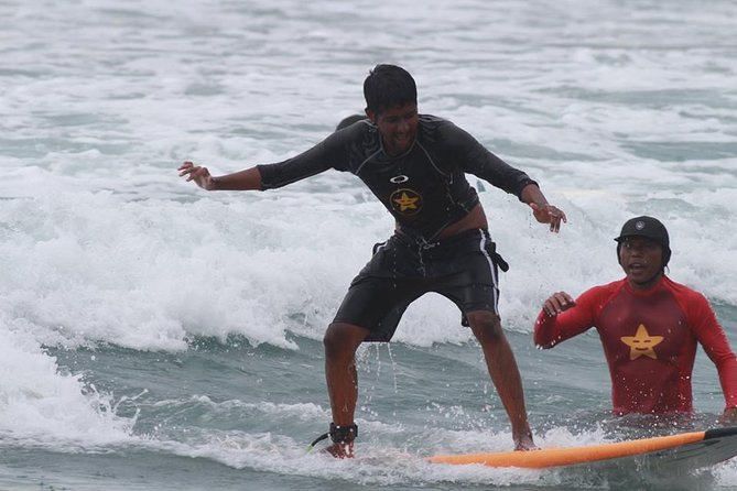 Surfing in Weligama - Should you book the Weligama surf lesson?