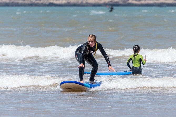 Surfing lessons in Essaouira - The English-language issue deserves attention
