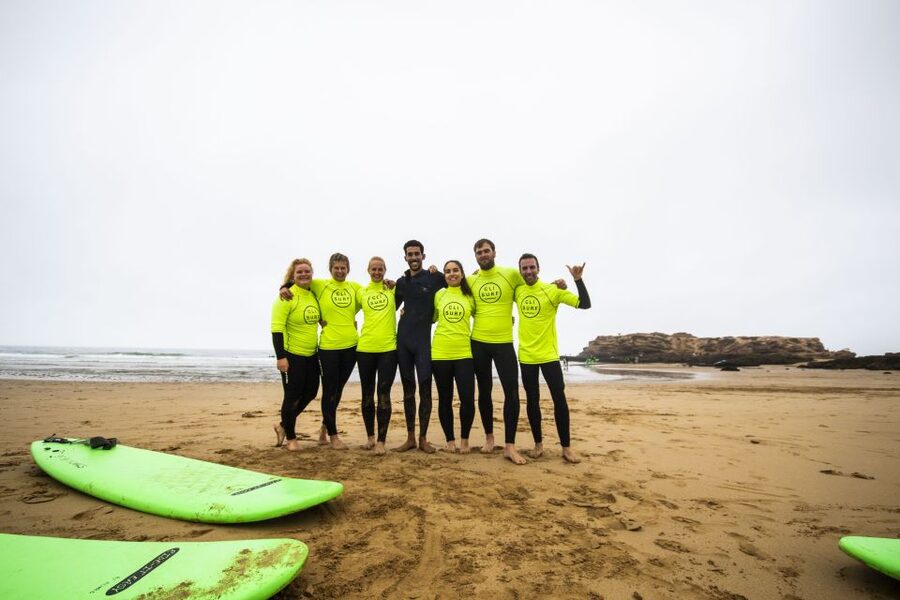 Taghazout: Beginner Surf Course with Free Session & Lunch - What the $69 price includes