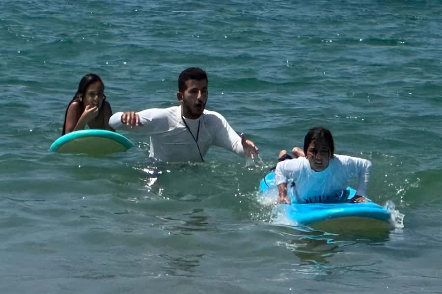 Tel Aviv: Professional Surfing Lessons at Beach Club TLV - Key points at a glance