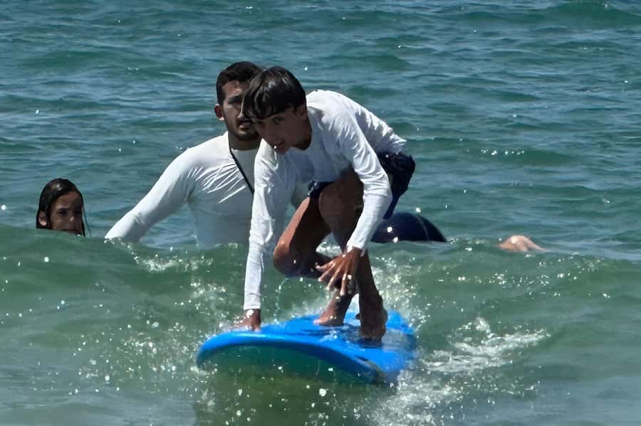 Tel Aviv: Professional Surfing Lessons at Beach Club TLV - Who should book this surfing lesson