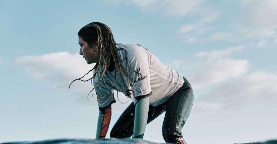 Tenerife: Group Surf Lesson catch your wave - Why Las Americas works for a first surf lesson