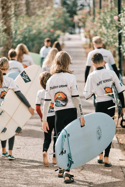 Tenerife: Surfboard and Surf equipment Rental - What the $29 Daily Price Includes