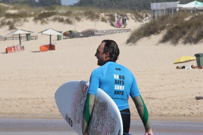The Surf Instructor in Costa da Caparica - Who should book this surf lesson?