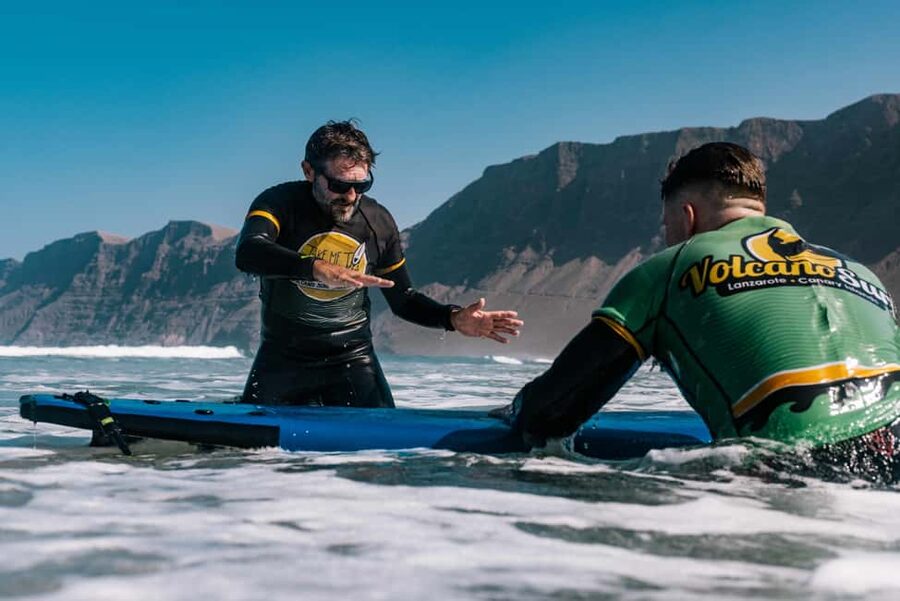 The Surftrip: A 2.5-hour morning surf session for beginners, intermediate surfers, and families. - The 20-minute ride to the surf zone