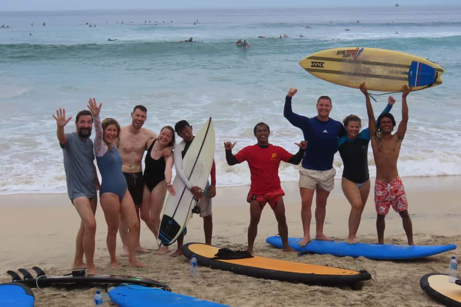 Uluwatu: Beginner & Intermediate Surf Lesson with Equipment - The final 50 minutes: more waves, better timing