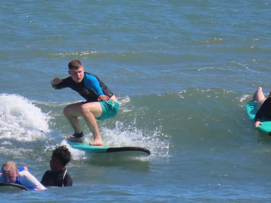 ULUWATU SURFING LESSON FOR ALL LEVELS - What the instructors do best
