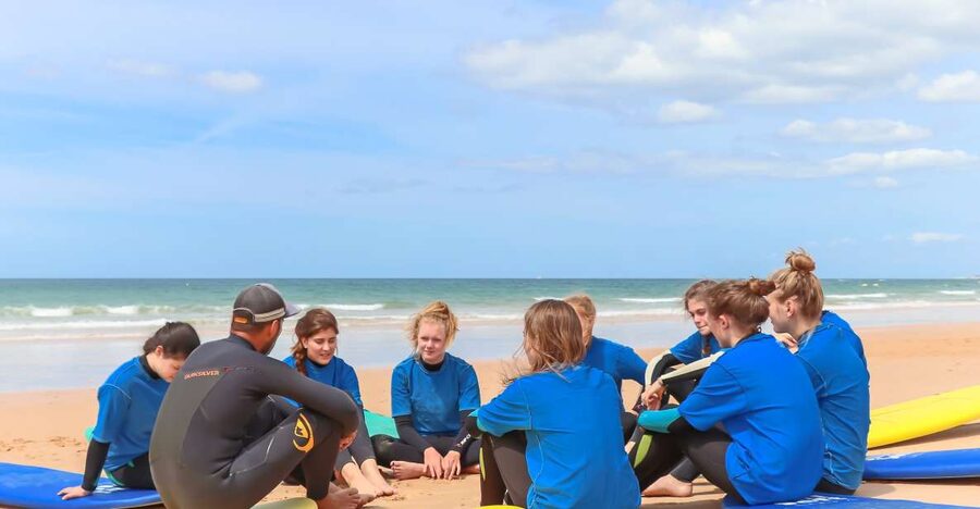 Vilamoura: Surf Lesson at Falésia Beach - Getting into the waves at Falésia Beach