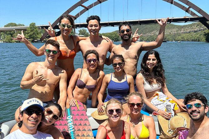 Wakesurf Trip on Lake Austin - BYOB Captained (up to 12 guests) - What this Lake Austin trip is really like